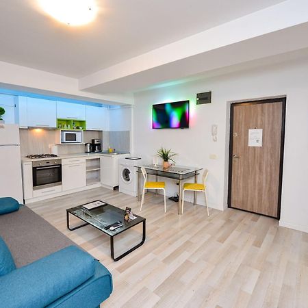 Ben Yehuda - Shabbat Friendly Apartments Бухарест Экстерьер фото