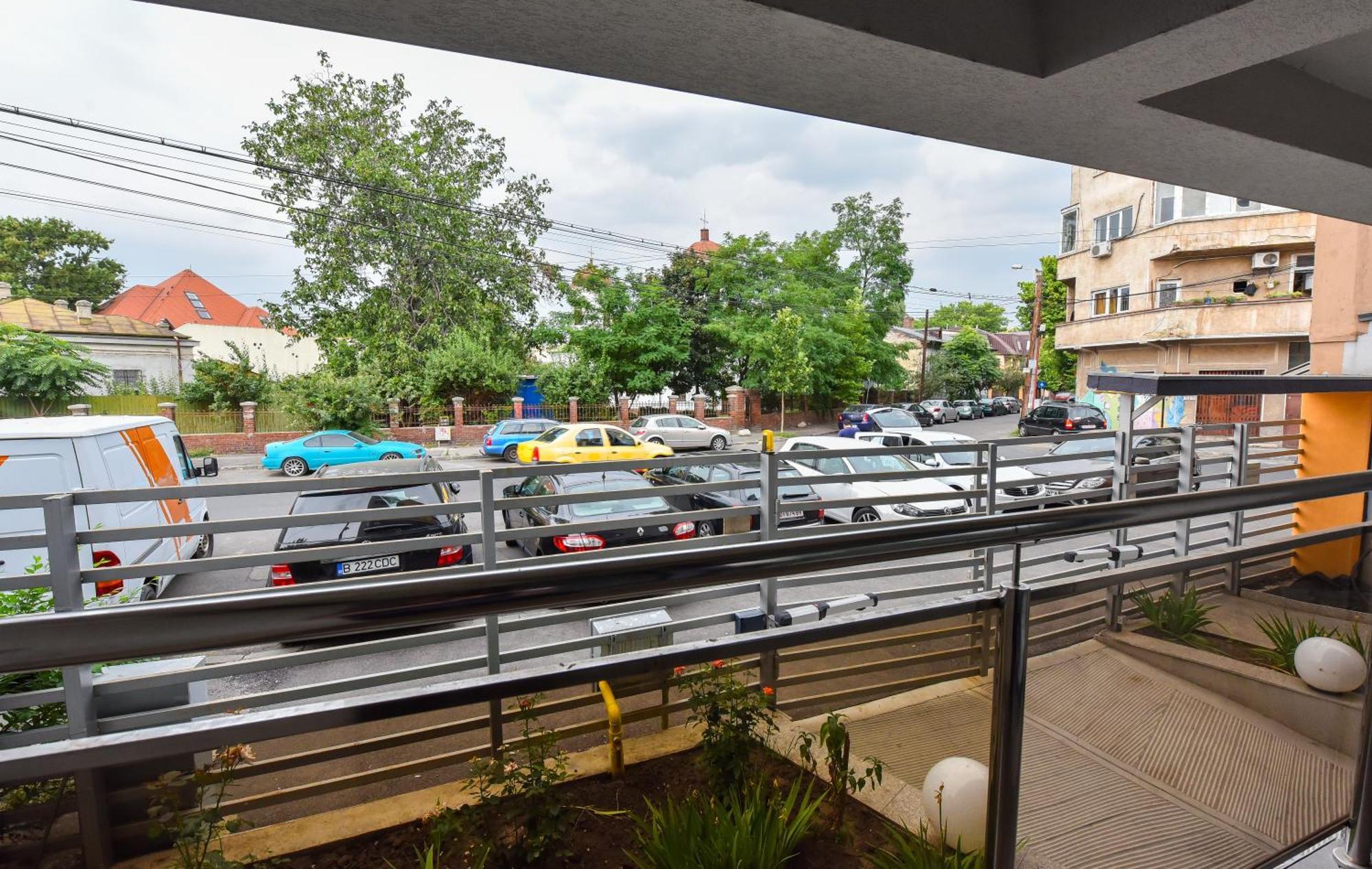 Ben Yehuda - Shabbat Friendly Apartments Бухарест Экстерьер фото